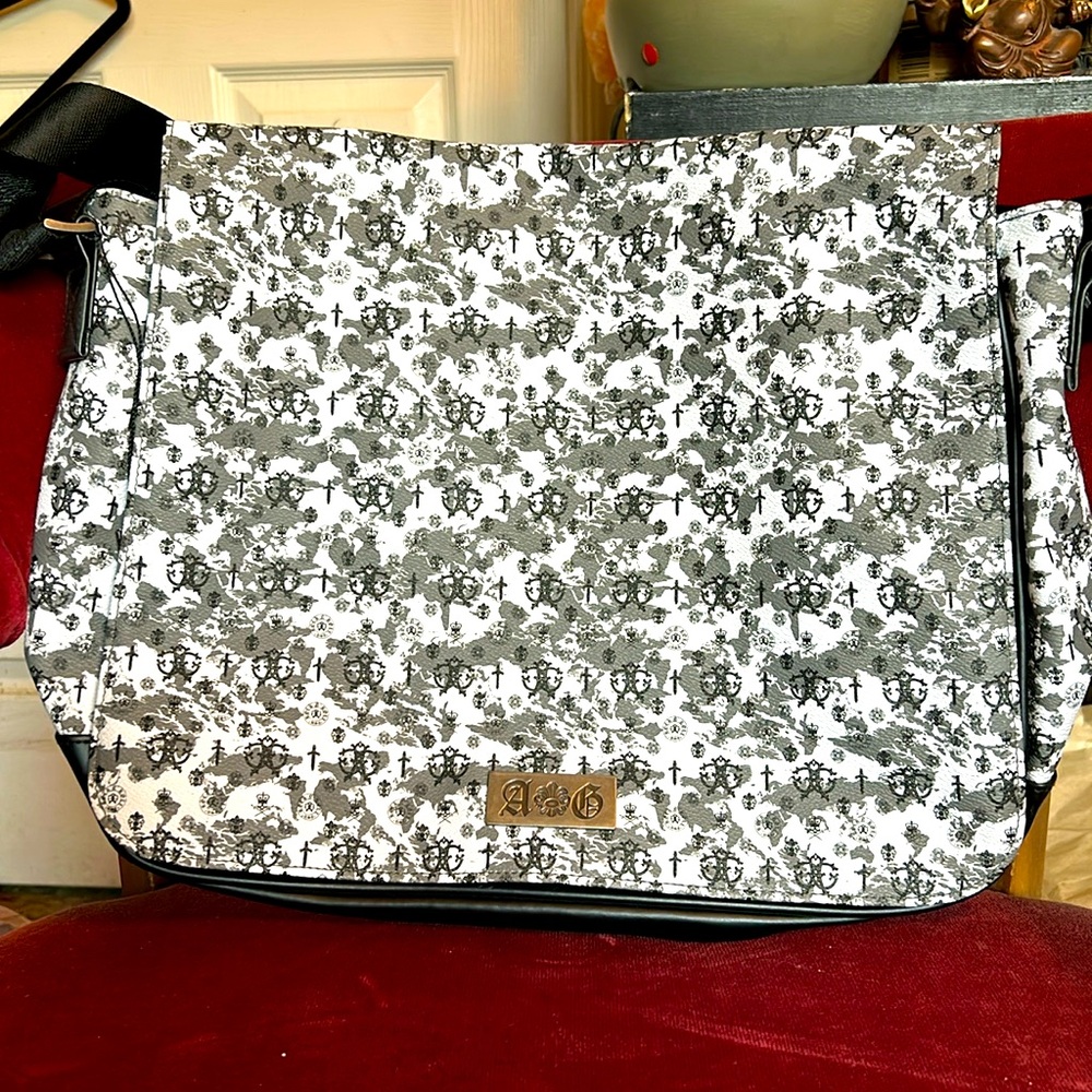 A&G Messenger Bag